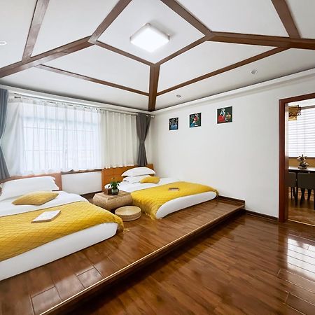 Yijingju Humanistic Inn Zhangjiajie Exterior foto